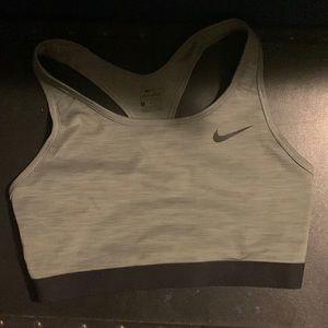 Nike sports bra Large